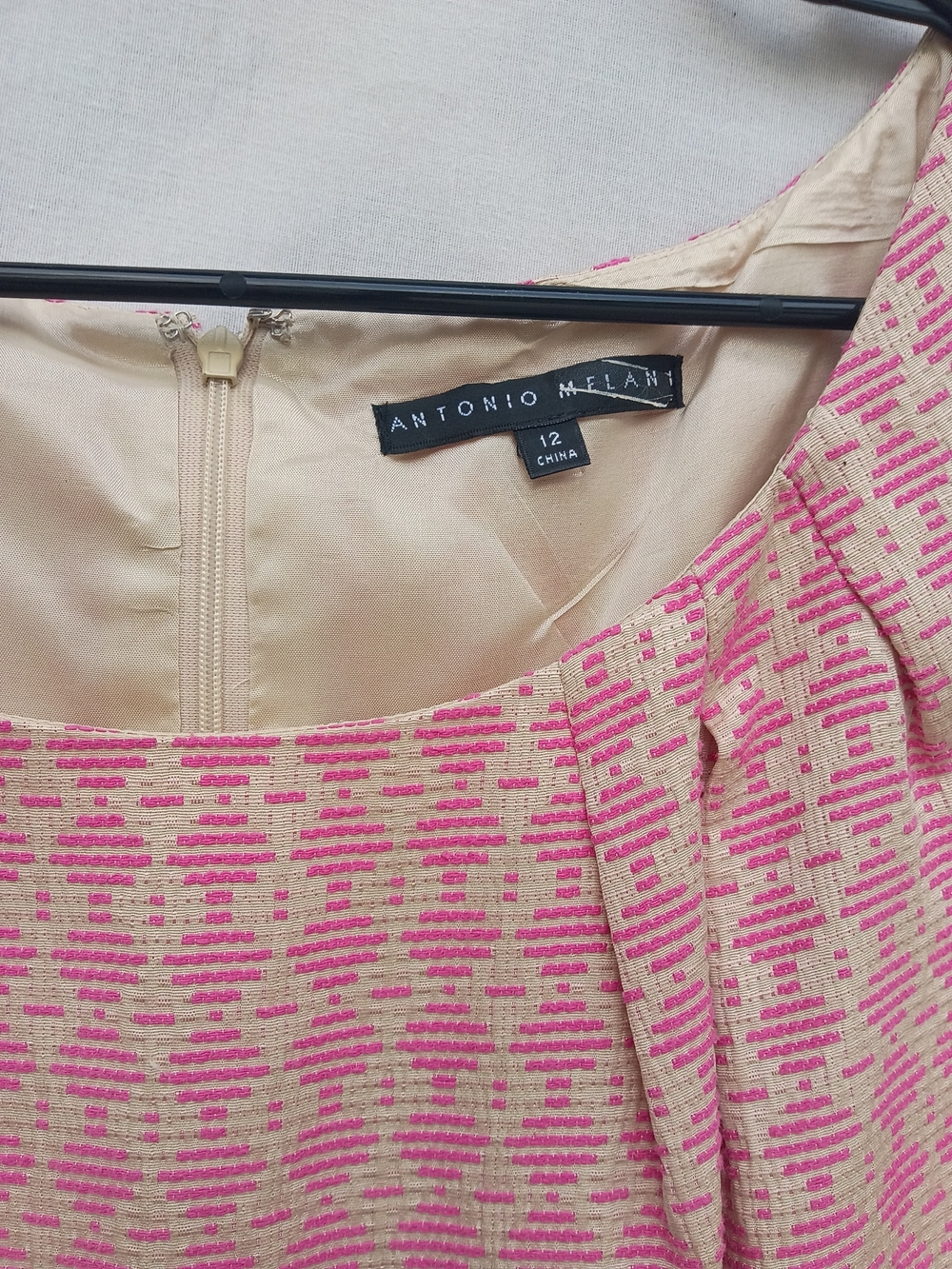 ANTONIO MELANI Pink and Cream Textured Sleeveless Midi Dress - Picture 3 of 5